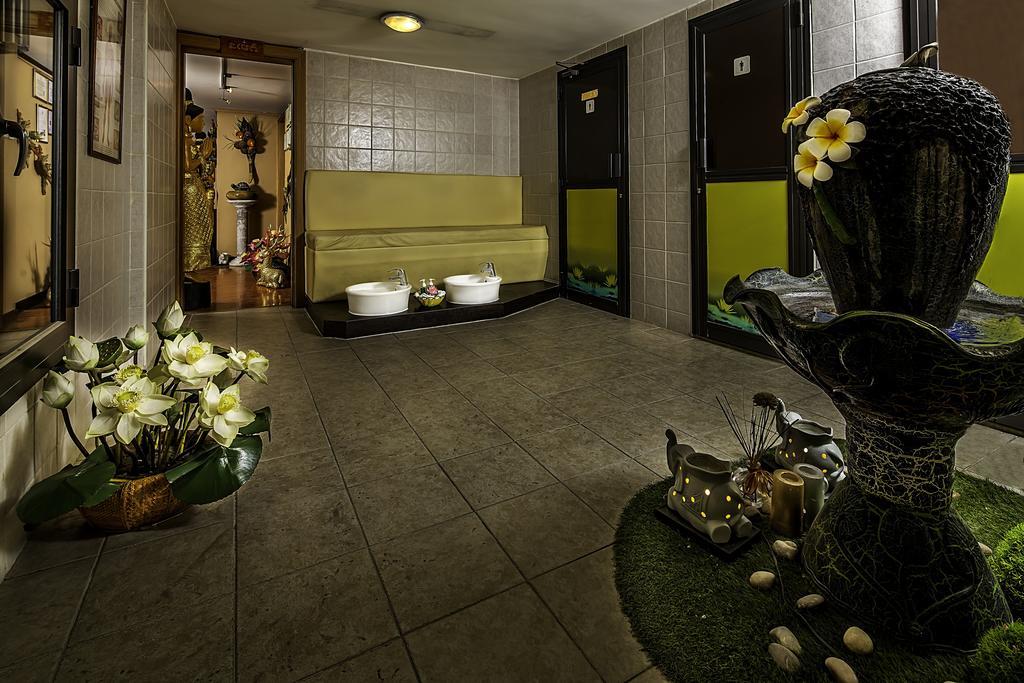 מנאמה Taj Plaza Hotel מראה חיצוני תמונה