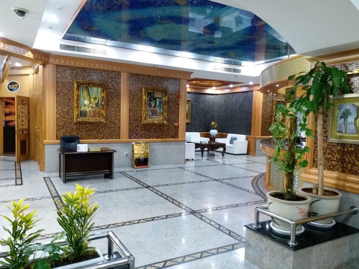 מנאמה Taj Plaza Hotel מראה חיצוני תמונה
