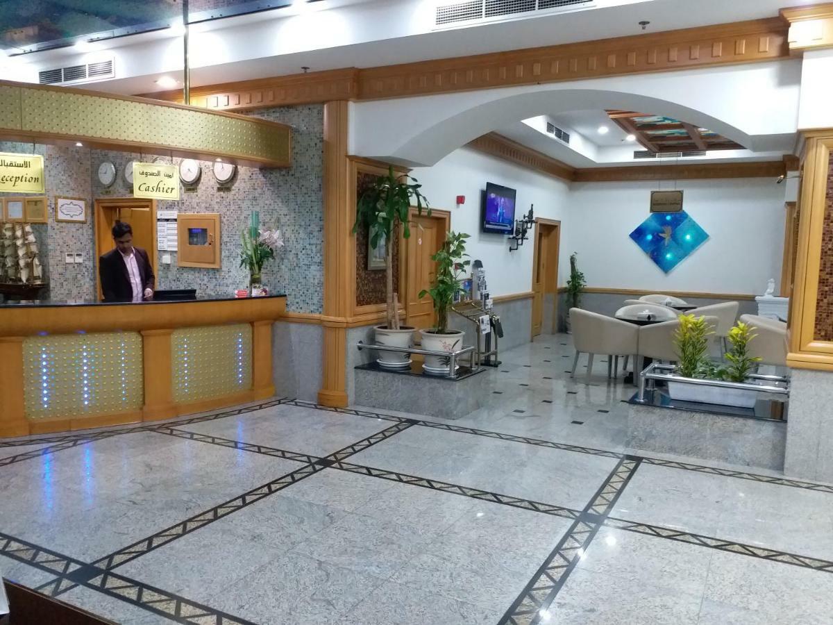 מנאמה Taj Plaza Hotel מראה חיצוני תמונה