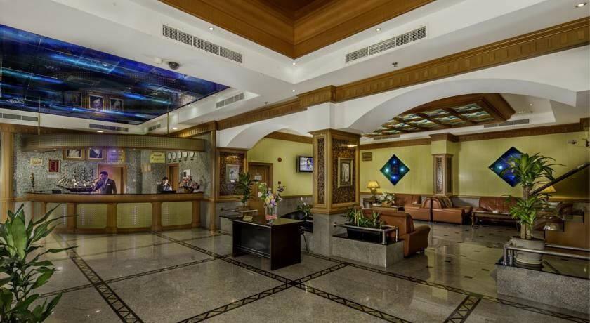 מנאמה Taj Plaza Hotel מראה חיצוני תמונה