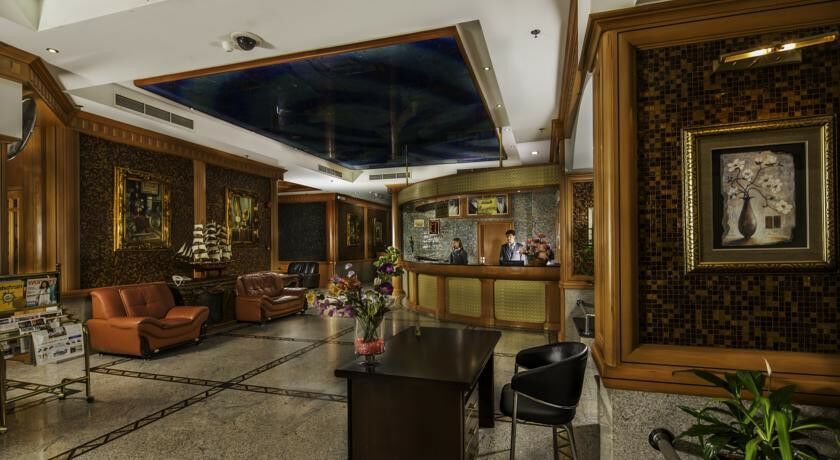 מנאמה Taj Plaza Hotel מראה חיצוני תמונה