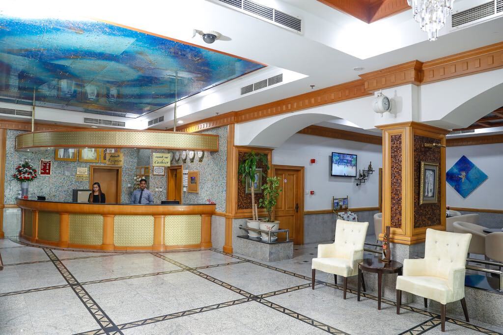 מנאמה Taj Plaza Hotel מראה חיצוני תמונה